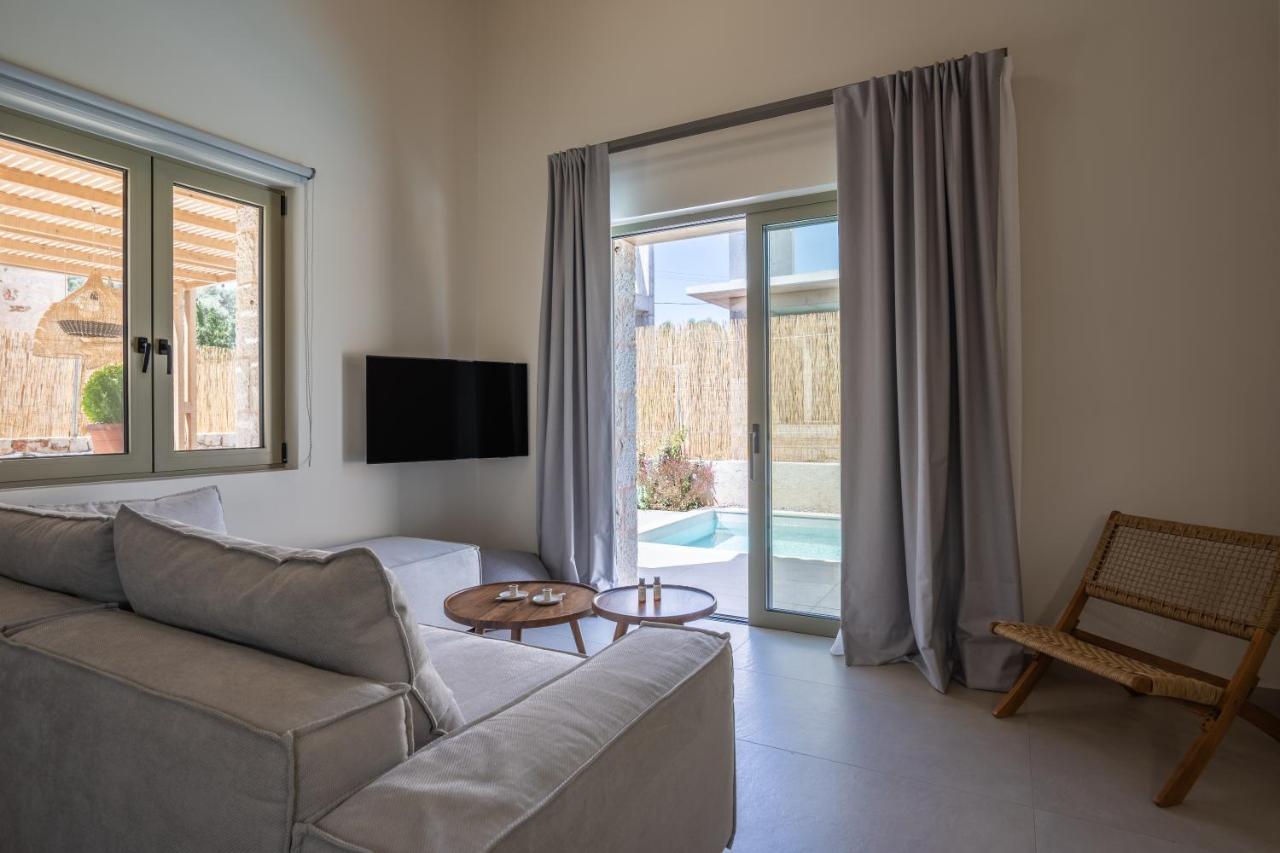 Papadria Villas - Modern Luxury Villas Near Kathisma Beach Tsoukaládhes Buitenkant foto